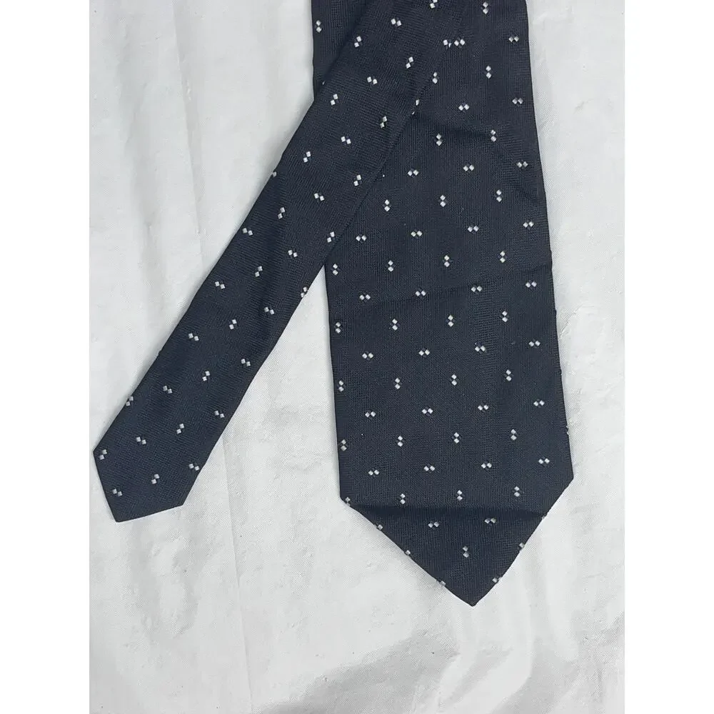 Vintage BARNEYS NEW YORK - Silk Tie - Hand Made in Italy - Black